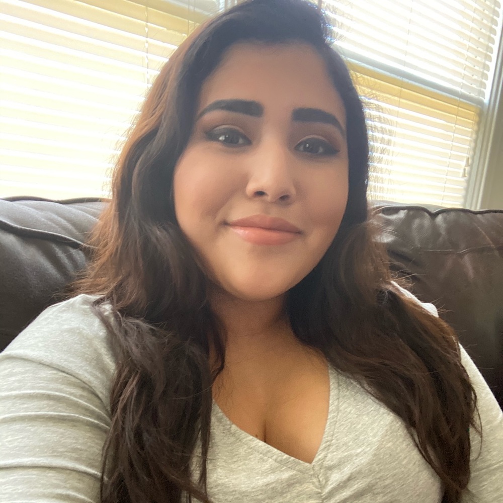 Meet your Posher, Mia